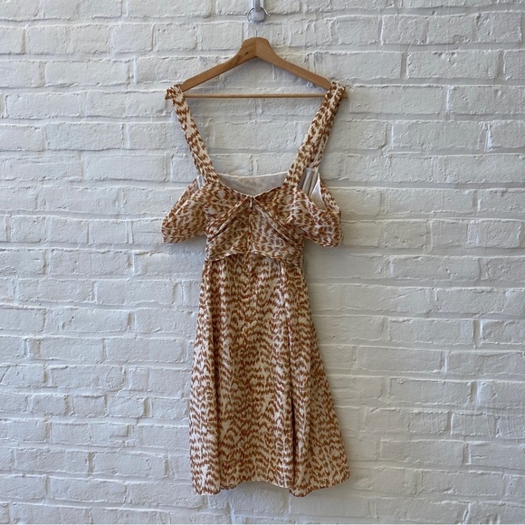 Theory || Drape Back Tiered Mini Dress Wide Strap Sundress in Desert Lawn Tan 12 - Picture 4 of 10